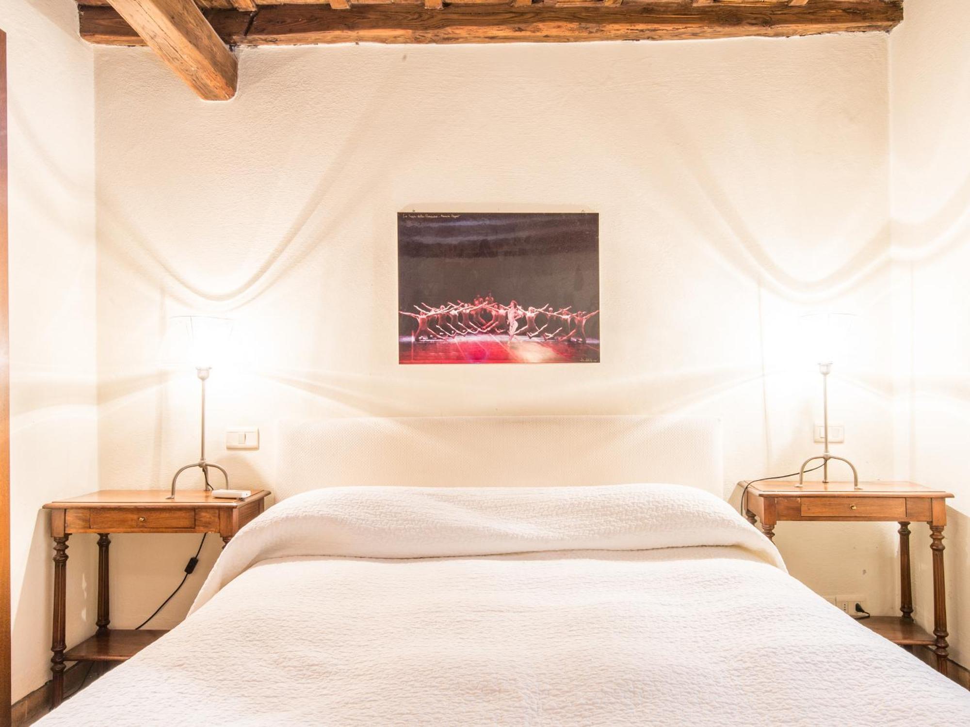 Enchanting Two Bedroom Navona * Rom