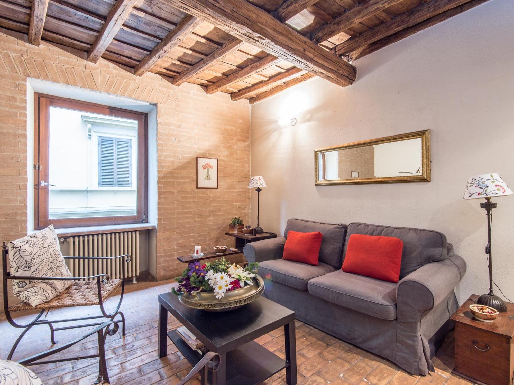 Enchanting Two Bedroom Navona Apartment Rom